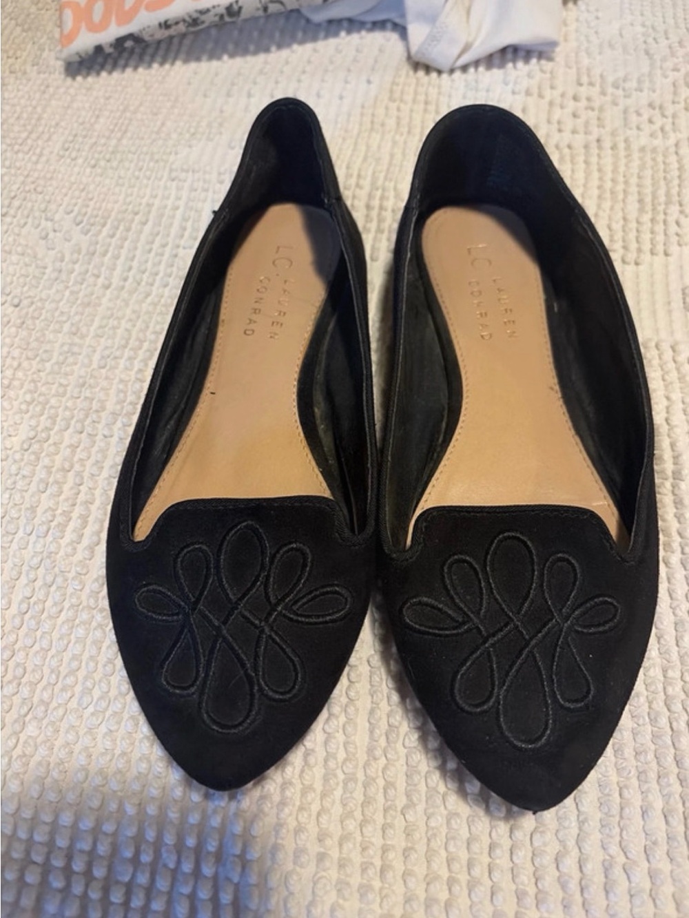 LC Lauren Conrad Black Suede Pointed-Toe Embroidered Flats